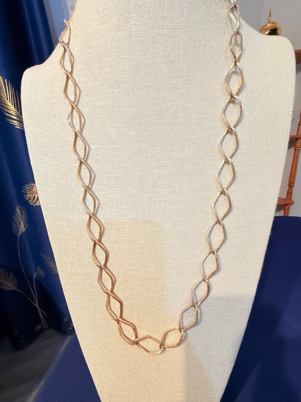 Vintage 34” Gold Tone Textured Open Link Necklace